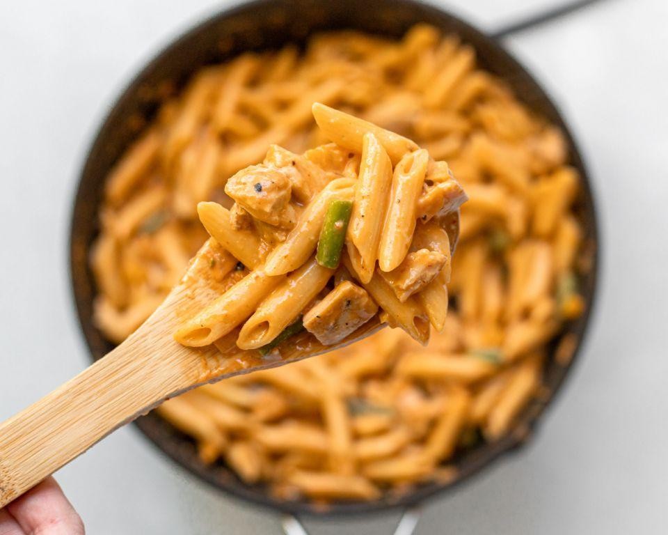 Creamy Chipotle Mexican Grill Chicken Pasta