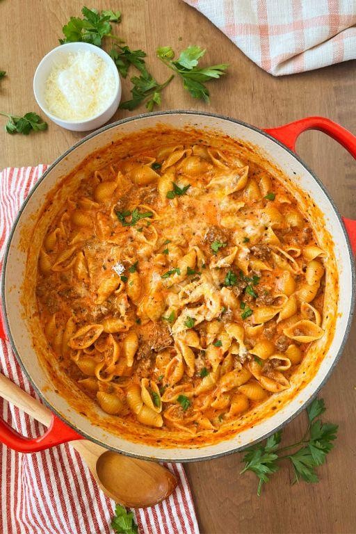 Dutch Oven Ground Beef Pasta