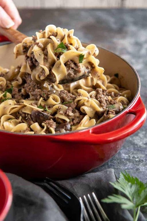 Dutch Oven Ground Beef Stroganoff