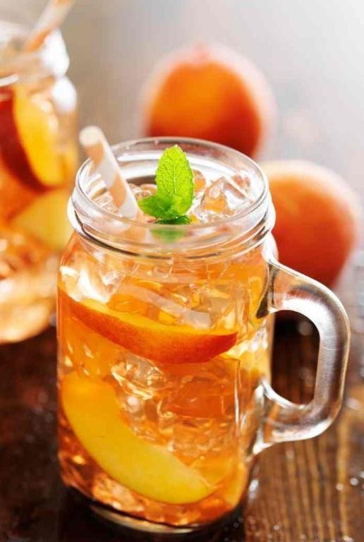 Frozen Pineapple and Peach Iced Tea