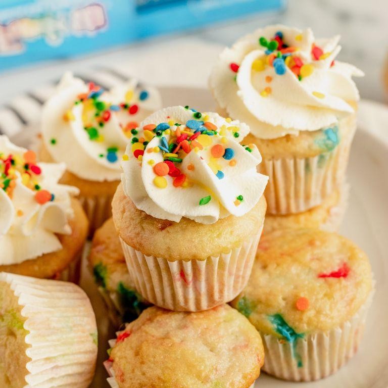 Funfetti Cake Mix Muffins
