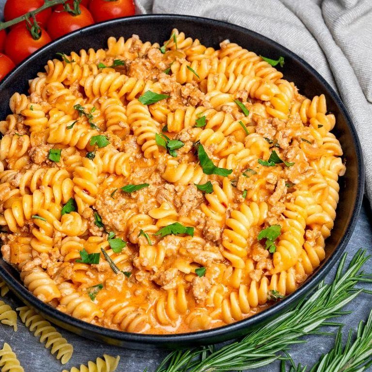 Fusilli with Ground Turkey and Tomato Sauce