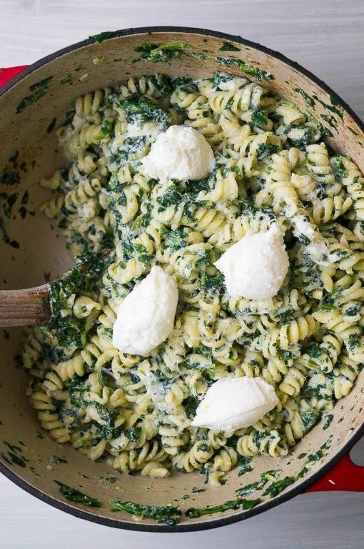Fusilli with Spinach and Ricotta