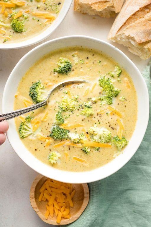 Instant Pot Broccoli Cheddar Soup