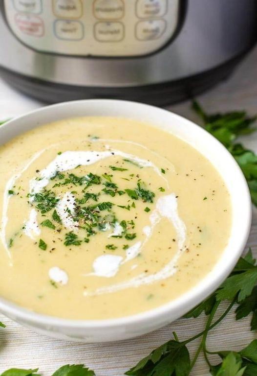 Instant Pot Potato Leek Soup