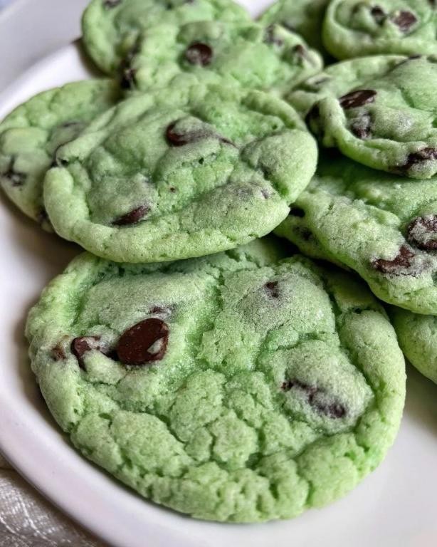 Mint Chocolate Chip Cookies