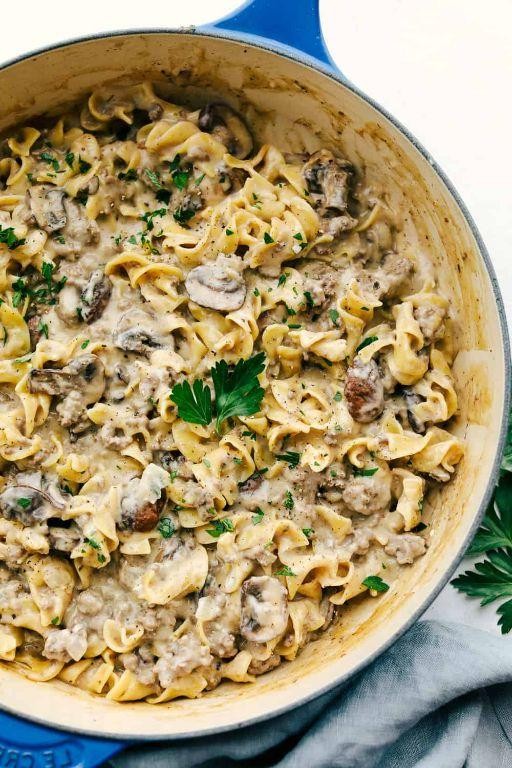 One-Pot Easy Beef Stroganoff