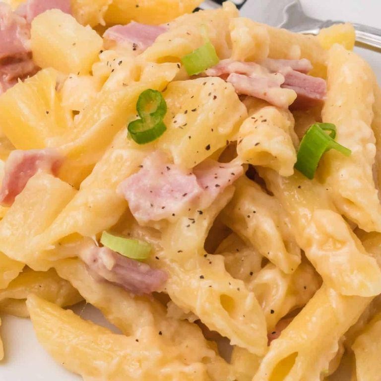 Pasta with Ham and Pineapple