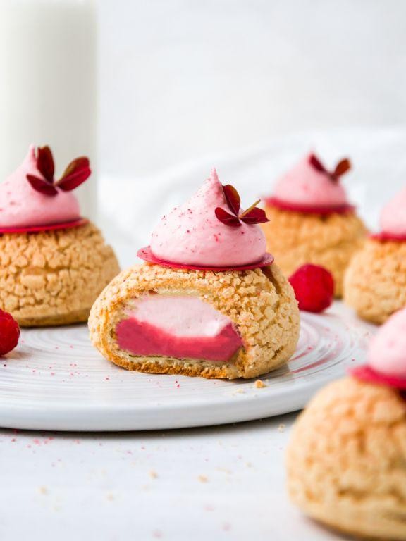 Raspberry Mousse Choux