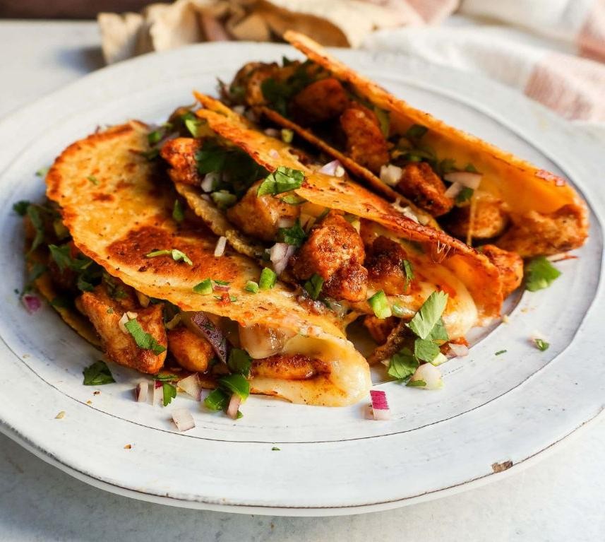 Spicy Chipotle Mexican Grill Chicken Tacos