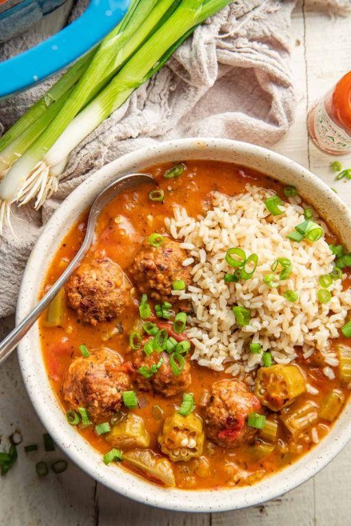 Spicy Vegan Gumbo with Kidney Beans