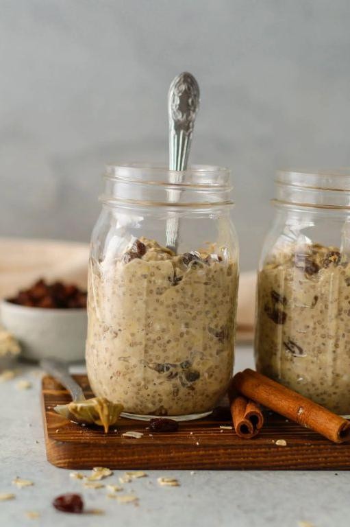 Sunbutter and Raisin Oatmeal